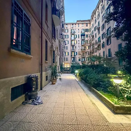 Three-room 2 Bedrooms With Balcony 2 Min From * ميلان